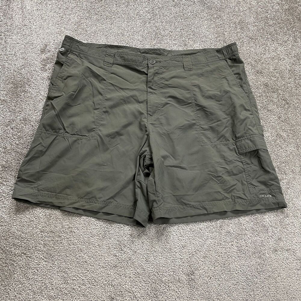 Columbia PFG Omni Shade Cargo Shorts Mens 44W 8L Dark Gray Nylon Outdoor Fishing